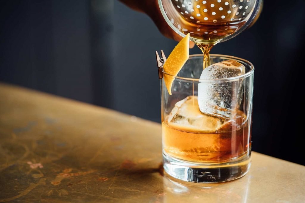 US health experts now say that men should limit their drinking to just one glass a day, after previously saying they could have two.
