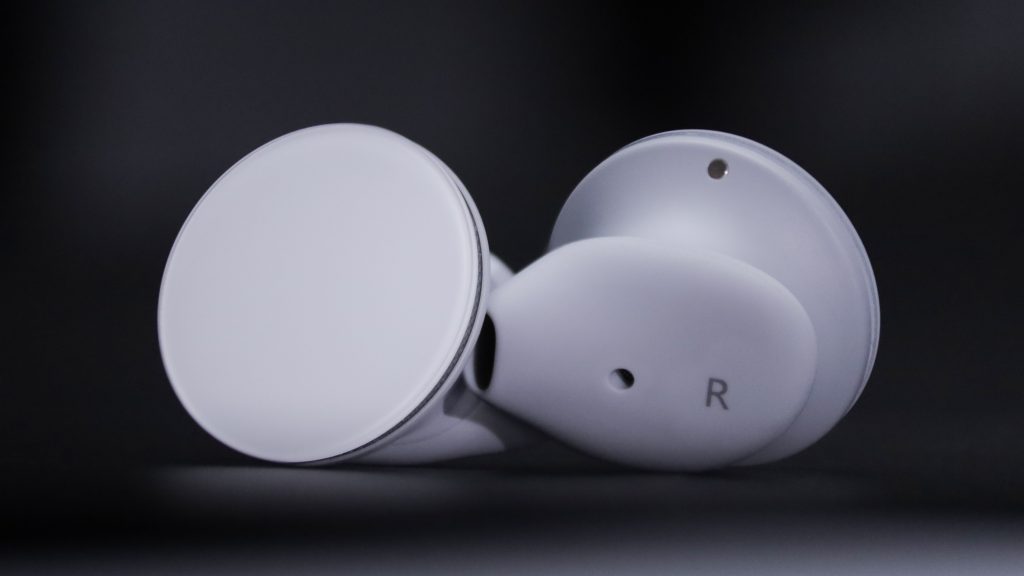 These Wireless Earbuds Fit Every Ear Shape Perfectly These Wireless Earbuds Fit Every Ear Shape Perfectly