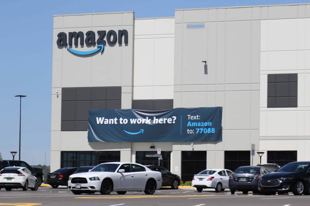 Amazon warehouse workers in Alabama allowed to vote on unionization, labor board rules