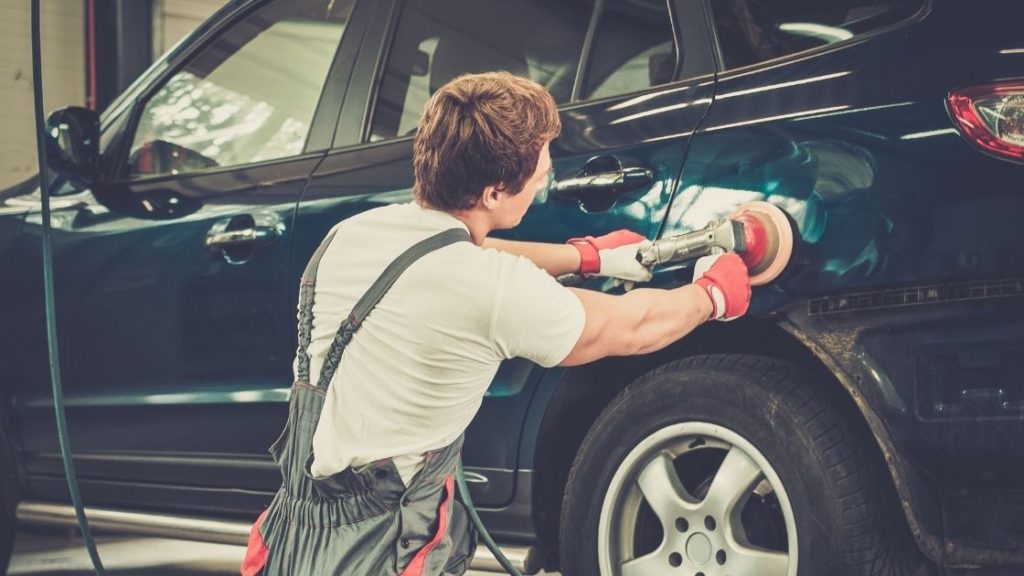 Why You Should Choose a Professional Auto Paint Shop